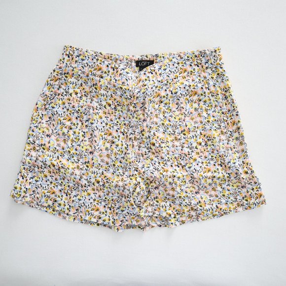 NWT LOFT Inked Floral Print Pleated Shorts 00 - Picture 1 of 5